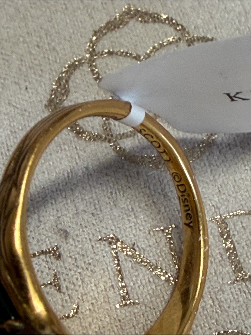 NWT Disney x Kendra Scott The Queen Vintage Gold Cocktail Ring sz 7 or 8 - Picture 10 of 12